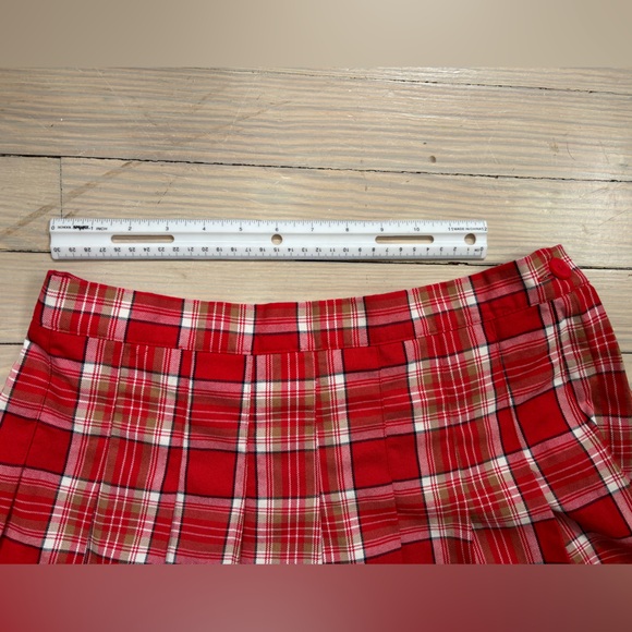 CUTE Aerie Plaid Skirt - size Large - Picture 3 of 4